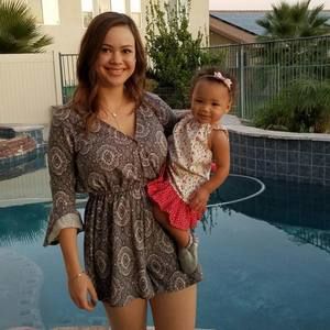 Meet your Posher, Dakota